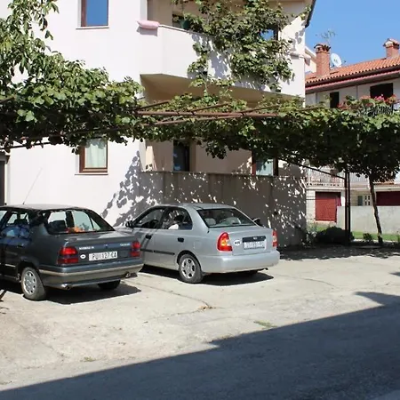 Apartman With A Parking Space 6982